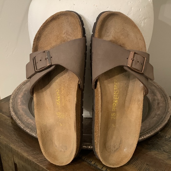 Birkenstock Madrid brown vegan sandals SZ: 35 - Picture 6 of 8